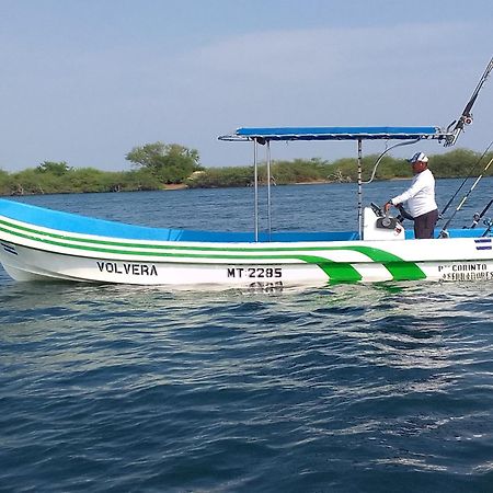 The Captains Iin Chinandega Luaran gambar